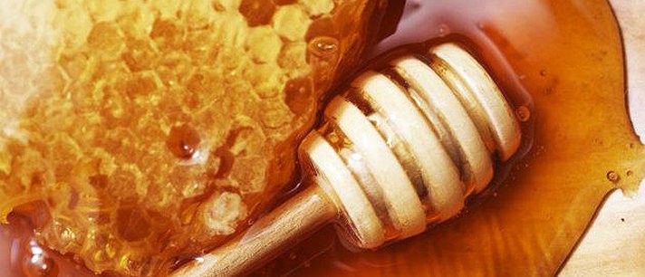 6 usos terapêuticos para o mel que você não imaginava