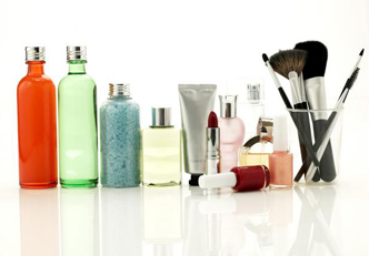 5 produtos de beleza perigosos para peles sensíveis