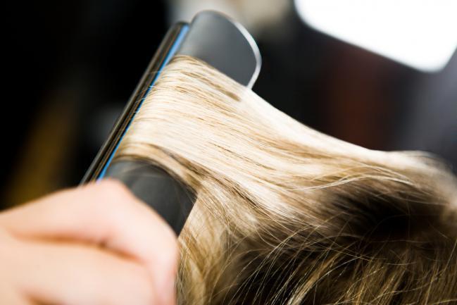 3 coisas que você nunca deve fazer a seu cabelo