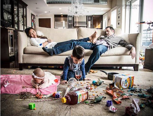 Se você é mãe vai se sentir 100% identificada com estas hilárias fotos de família