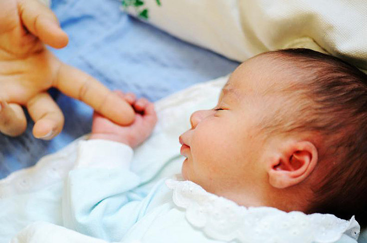 Entenda tudo sobre a icterícia em recém-nascidos