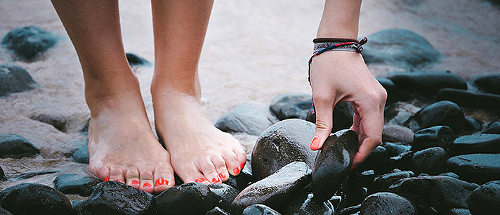 6 dicas para cuidar dos pés secos