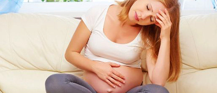Causas e tratamento para dor de estômago na gravidez